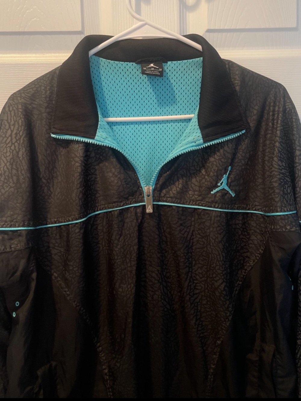Jordan windbreaker - Picture 2 of 4